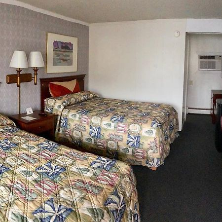 Economy Inn Блумингтън Екстериор снимка
