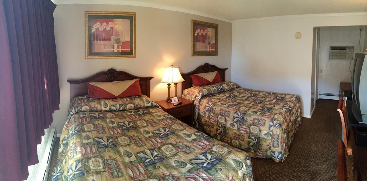 Economy Inn Блумингтън Екстериор снимка